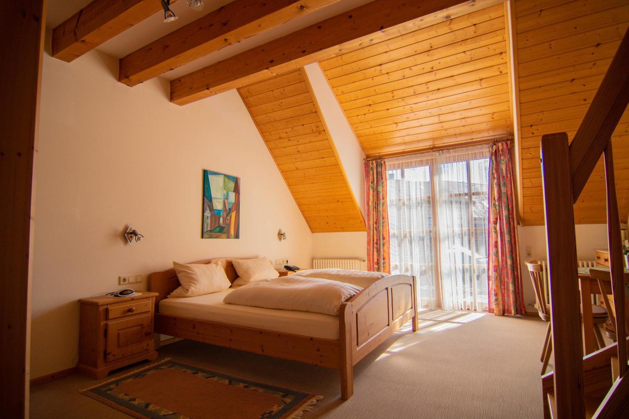 Gaestehaus Hellmer Нойштадт-ан-дер-Вайнштрасе Экстерьер фото